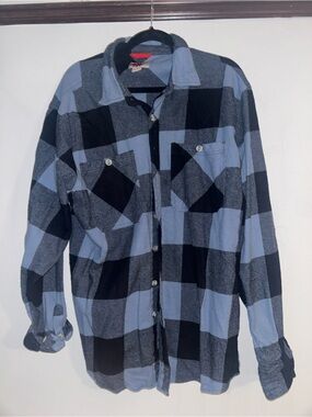Men's Blue and Black Plaid Button-Up Flannel